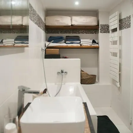 Atypical Apt In Souplex In The Heart Of Paris! Apartamento *